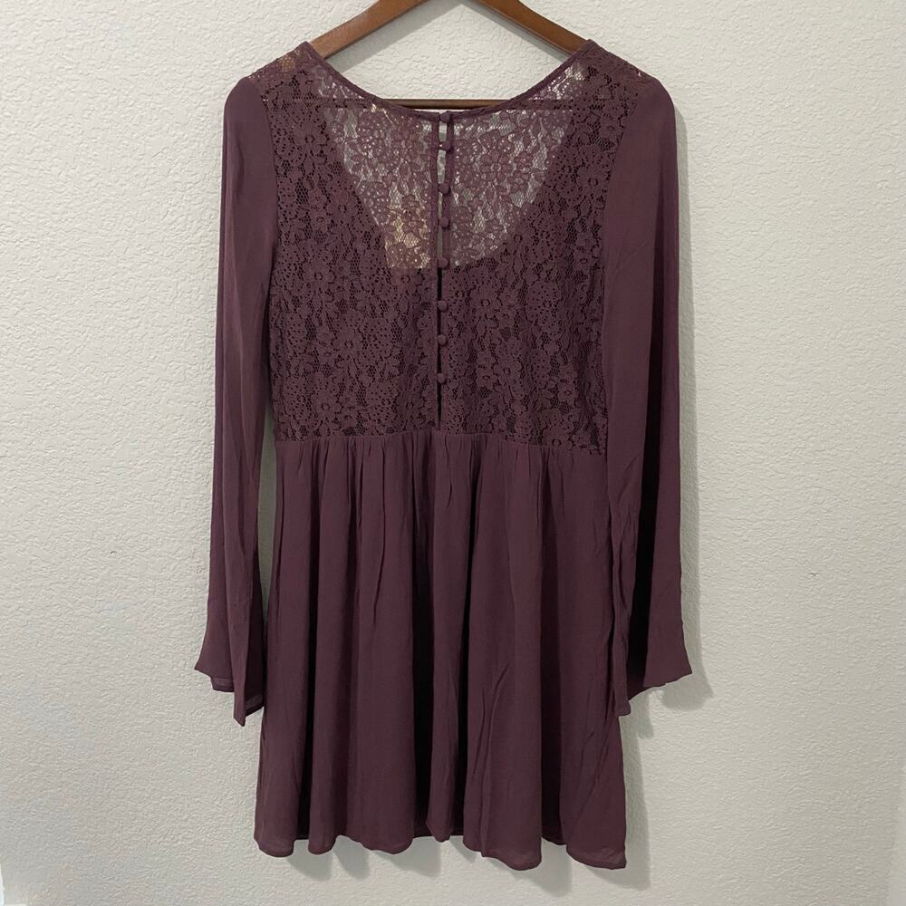 And the Why Los Angeles Dress Womens Size L Mini Long Sleeve Lace back Mauve NWT - Picture 2 of 8